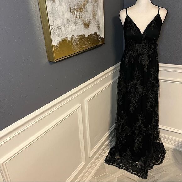 Lulu’s Happiness Begins Embroidered Sleeveless Maxi Dress - Picture 4 of 13